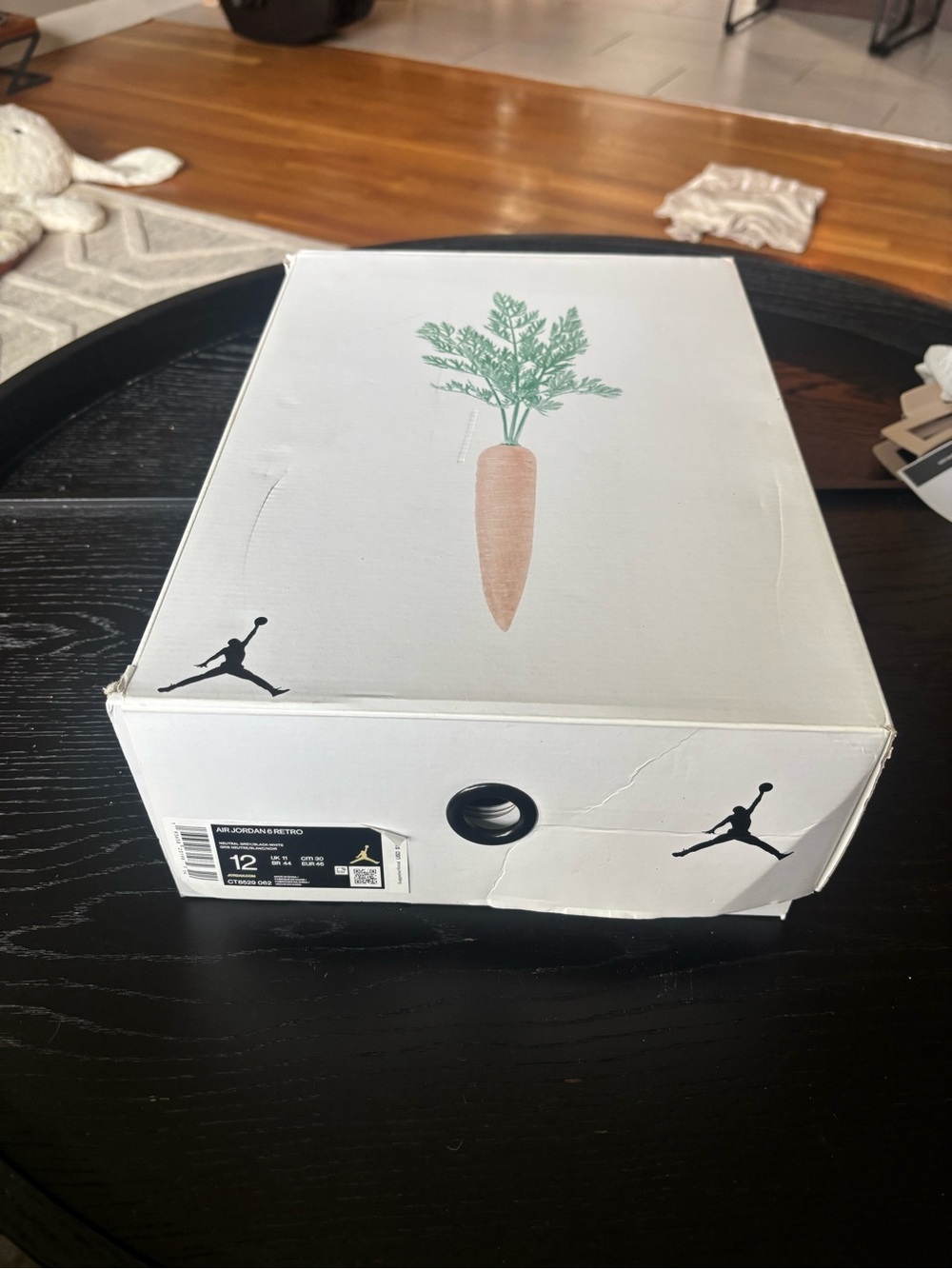 Air Jordan 6 Retro size 12 - Picture 2 of 8